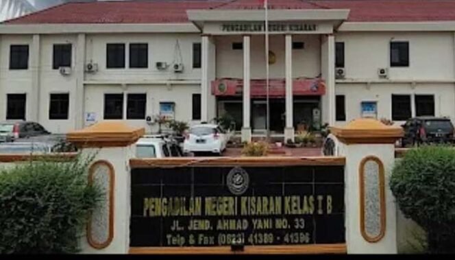 
Sidang Perdana Oknum Polisi Dalam Kasus Perdagangan Sisik Tranggiling di Pengadilan Negeri Kisaran