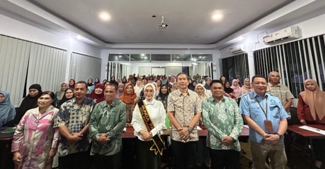 
Bunda PAUD Kotamobagu Rinda Mokoginta Buka Sosialisasi 7 Kebiasaan Anak Indonesia Hebat