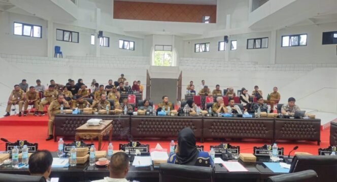 
Pemkot Kotamobagu Hadiri RDP Bahas Masalah Perumahan Puri Citra Indah