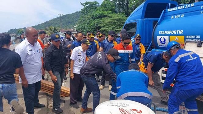 
Penyaluran BBM Perdana Untuk Angkutan Laut Masyarakat Rute Tahuna–Tatoareng Resmi Dilaksanakan