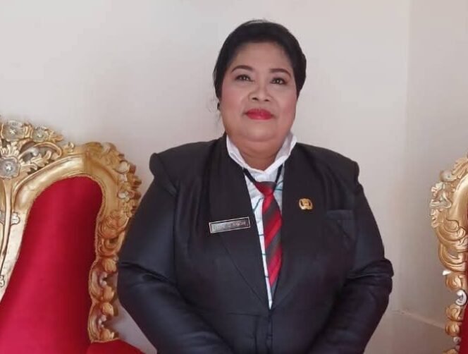 
Isu Tenaga Honorer Guru Viral di Facebook, Disdik Sitaro Angkat Bicara