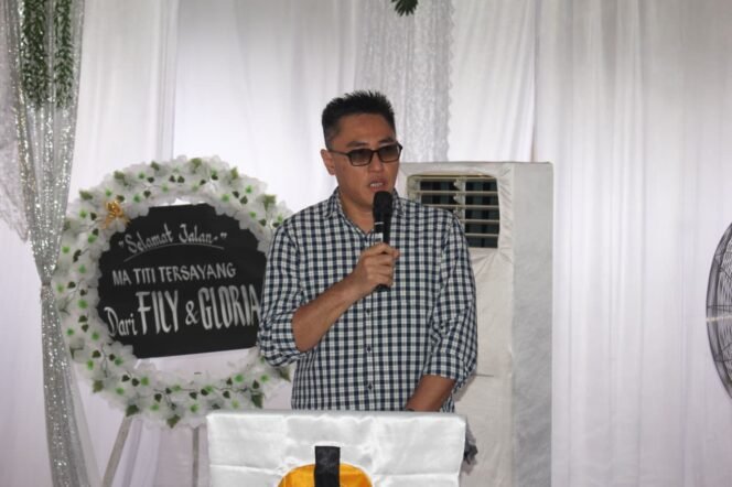 
Doa Belasungkawa Untuk Keluarga Berti Kapojos Dari Pimpinan dan Anggota DPR Sulut Juga Setwan