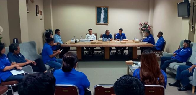 
Partai Demokrat Sulut Akan Menggelar Rakerda. Royke Anter : Rencananya Akan Dibuka Oleh Sekjen Herman Khaeron