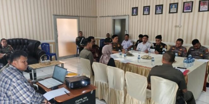 
Satpol PP Kotamobagu Tetapkan Tiga Orang Tersangka Penjual Miras Tanpa Izin