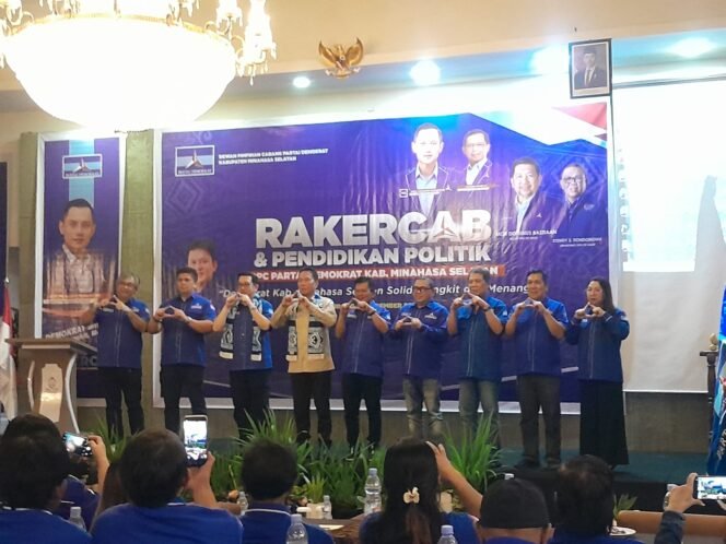 
DPC Partai Demokrat Minsel Gelar Rakercab dan Pendidikan Politik