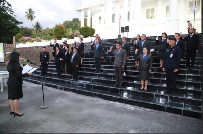 
pengucapan sumpah janji pejabat yang dilantik