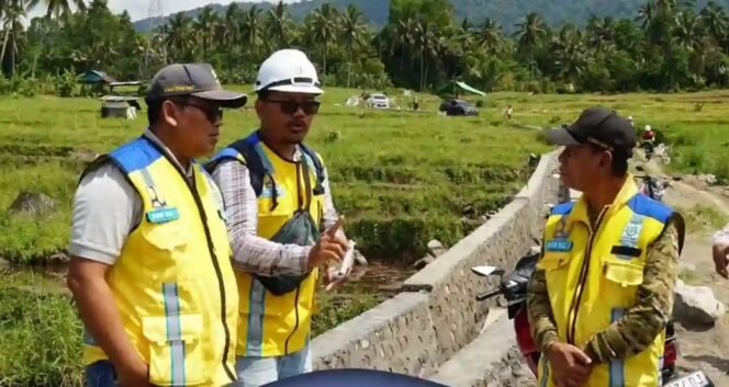 
Kepala BWS Sulut Sugeng Harianto Cek Langsung Pantau Sejumlah Proyek di BMR