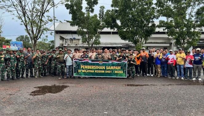 
Budaya Gotong Royong Dihidupkan Kembali, Pemkab Muba Bersihkan Ruang Publik
