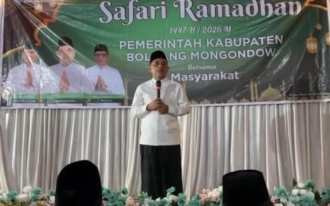 
Pererat Silahturahmi, Bupati Yusra Hadiri Safari Ramadhan di Desa Pangi Sangtombolang