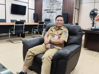 Foto - Kadis Dikbud Manado  Peter Assa ST.M.Sc.Ph.D