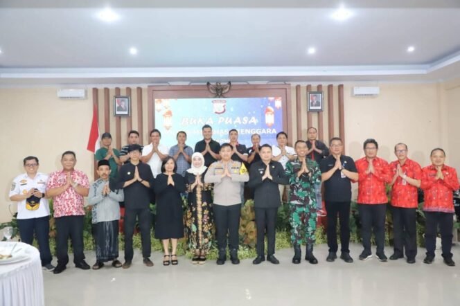 
Bukber di Mapolres Mitra: Kapolres dan Bupati Ronald Kandoli Tegaskan Pentingnya Kerja Sama Lintas Institusi
