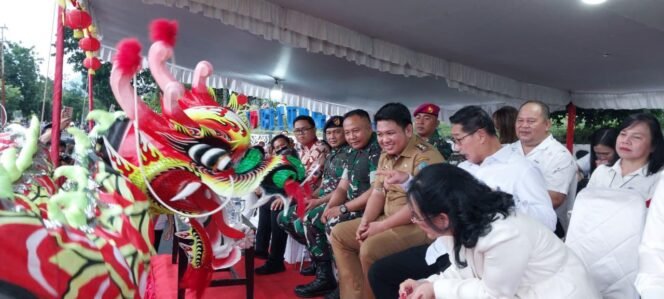 
Pemkot Bitung Hadiri dan Lepas Parade Cap Go Meh 2577 Kongzili di Klenteng Seng Bo Kiong