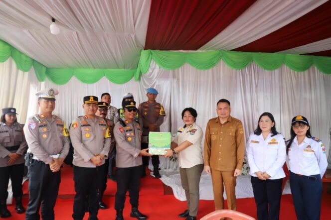 
BUPATI MITRA DAN KAPOLRES MENINJAU POS PELAYANAN IDUL FITRI 1447 H DI BELANG DAN RATAHAN