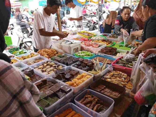 
Ramadan Fest Bitung Tak Hanya Ramai Takjil, Tausiah Jadi Pengingat Ibadah