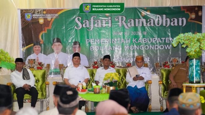 
Wabup Dony Lumenta Pimpin Safari Ramadhan di Desa Totabuan Masjid Nur Sidik