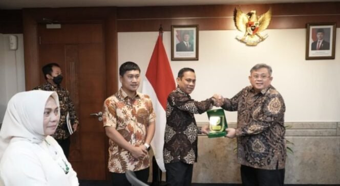 
Wali Kota Kotamobagu Jemput Dukungan Pusat untuk Percepatan Sektor Pariwisata