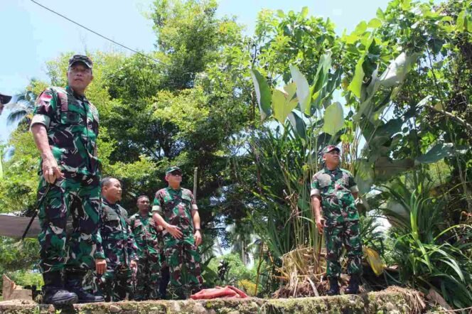 
Dorong Konektivitas dan Pertumbuhan Ekonomi, Dandim 1310/Bitung Dampingi Pangdam XIII/Merdeka Tinjau Pembangunan Jembatan Perintis Garuda