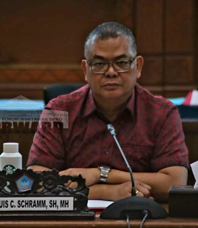 
Louis Schramm Sorot Kinerja Sejumlah SKPD di Pembahasan LKPJ Gubernur Tahun 2025