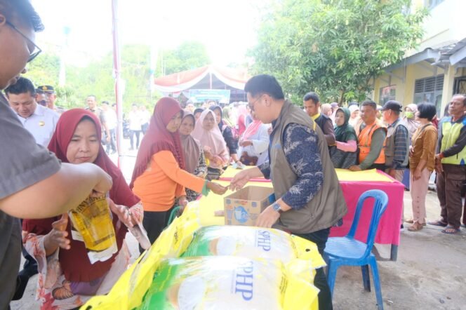 
Harga Beras Melambung,GPM Muba Hadirkan 1.200 Pket Sembako Murah