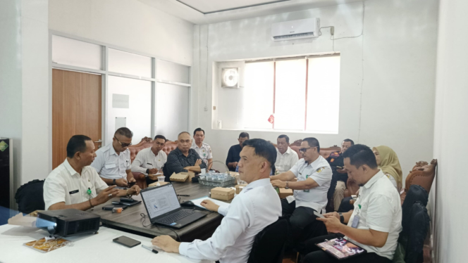 
Satukan Presepsi Implementasi Kebijakan Strategis Daerah, Pemkot Kotamobagu Gelar Rakor