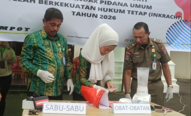 
Kasat Satpol-PP Hadiri Kegiatan Pemusnahan Barang Bukti Tindak Pidana Umum