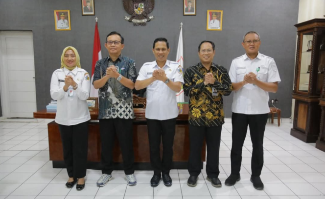 
Wali Kota Weny Gaib Teruma Kunjungan Kepala BPKP Perwakilan Sulut