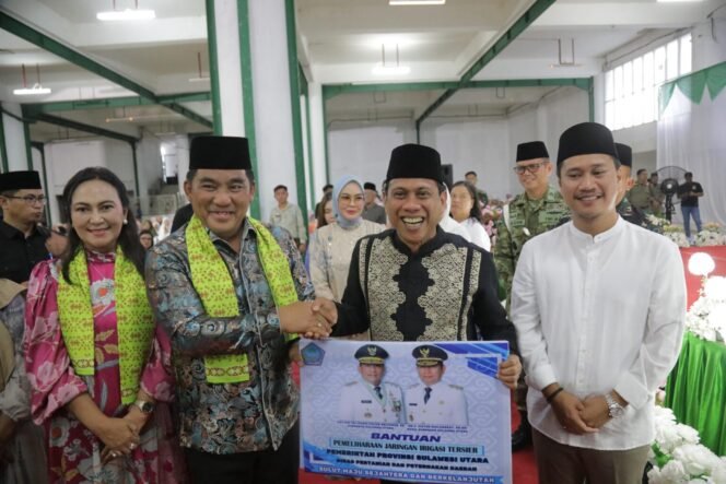 
Weny Gaib dan Rendy Mangkat Dampingi Gubernur Sulut Safari Ramadhan di Kotamobagu