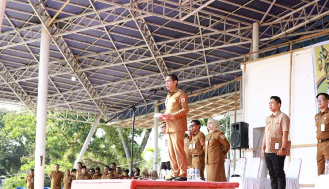 
Wali Kota Weny Gaib Pimpin Apel Kerja Perdana Pasca Lebaran Idul Fitri 1447 Hijriah