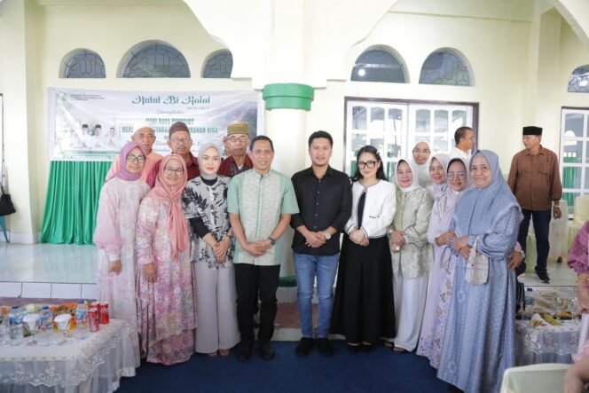 
Weny Gaib Hadiri Perayaan Hari Raya Pinogiot di Kelurahan Biga