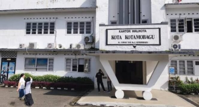 
Jam Kerja ASN Kotamobagu Disesuaikan Selama Bulan Ramadhan 1447 H