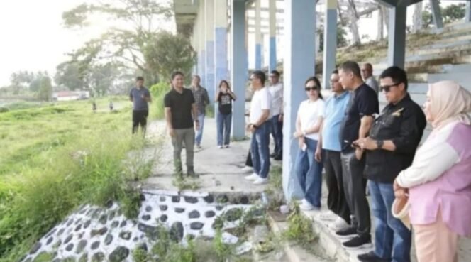 
Wawali Rendi Mangkat Dampingi Pemprov Sulut Tinjau Stadion Gelora Ambang