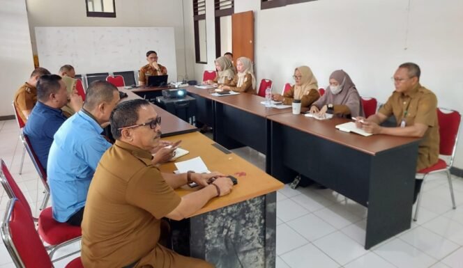 
Pemkot Kotamobagu Segera Evaluasi Kinerja Sangadi dan Lurah Guna Pembinaan dan Pengawasan Daerah