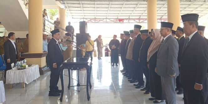 
Pemkab Bolmong Roling Jabatan 20 Eselon II dan 5 Plt Dilantik, Berikut Nama-namanya