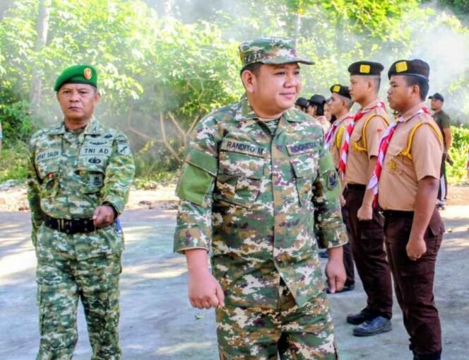 
Wakil Walikota Bitung, Randito Maringka saat apel pasukan di pembukaan PERSAMI KKRI TA 2026. Sabtu(09/05/26)