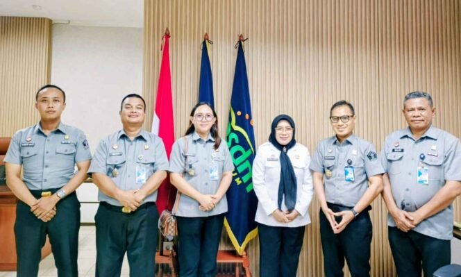 
‎Kabapelkum Bitung Koordinasi dengan Kapusbanglat Tekpim Bahas Pelatihan PJJ Penulisan Opini, Publikasi, dan Dokumen Hukum