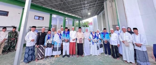 
Bupati Sirajudin Lasena Melepas Pemberangkatan  27 Jamaah Haji  Bolmong Utara 2026