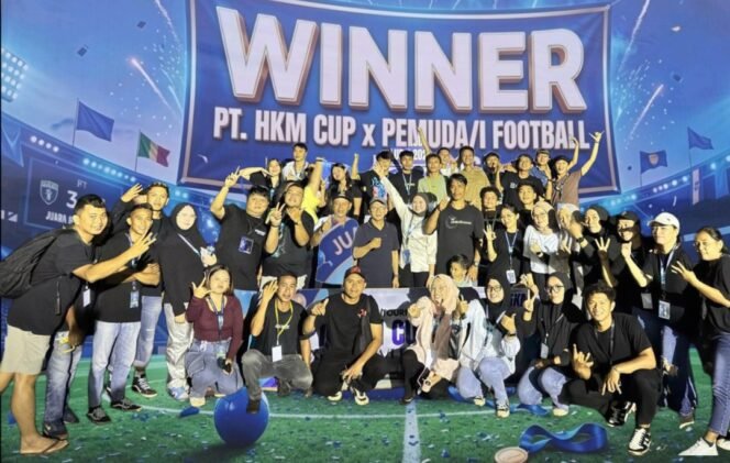 
Turnamen PT. HKM Cup Sukses Digelar, Ketua Askab Apresiasi Pemuda Bulud