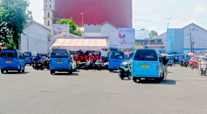 
Nobar di Pusat Kota Bitung Dinilai Minim Dampak Ekonomi