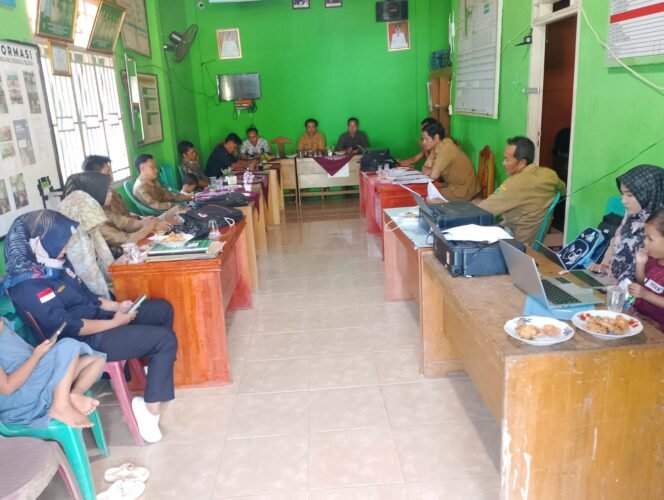 
Kompak Membangun Desa Pemerintah Desa Padang Nibung Bermusyawarah Bersama BPD