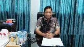 Foto - Kepsek SMA Negeri 2 Manado I Wayan Sumertha S.Pd