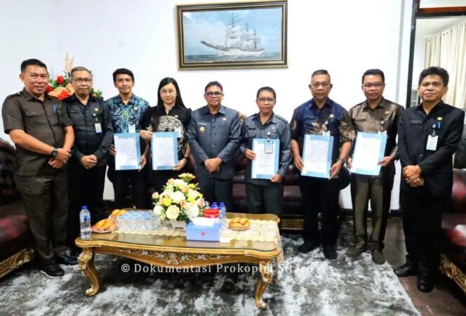 
Plt Bupati Sitaro Minta Lima Plt Kepala OPD Bergerak Cepat Layani Masyarakat