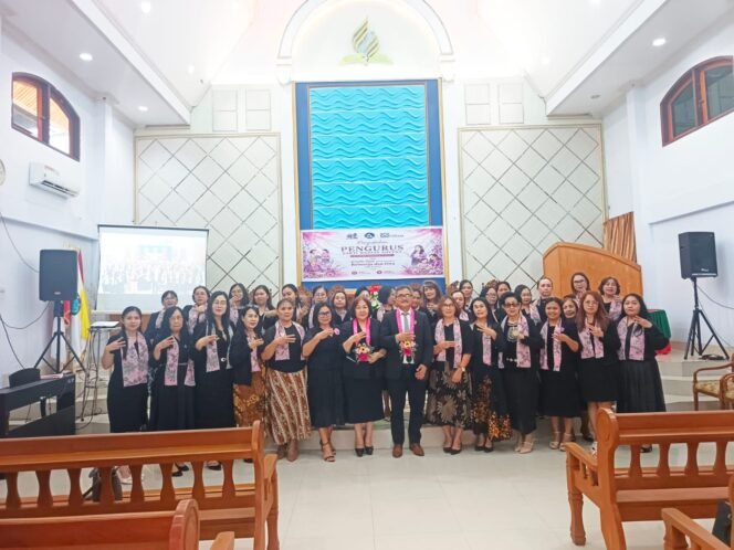 
Pengurus Bakti Wanita Advent Wilayah Manado Timur Resmi Dapat Pengutusan, Siap Emban Misi Pelayanan Perempuan