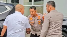 Kapolres Bitung, AKBP Arie Sulistyo Nugroho saat menyambut Tim Audit Kinerja Itwasum Polri. Selasa(28/07/26).
