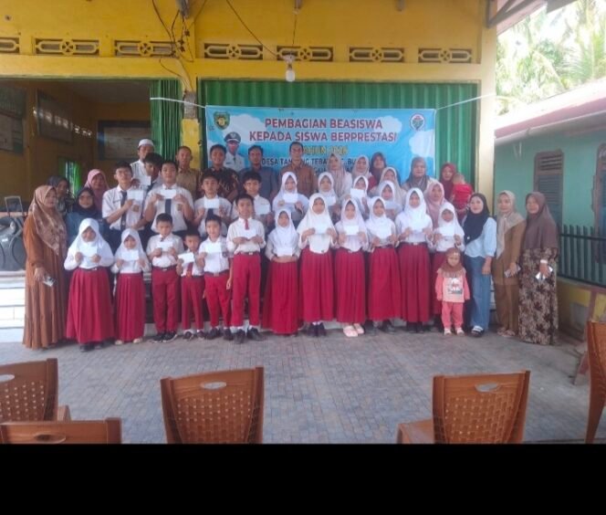 
Oplus_131072