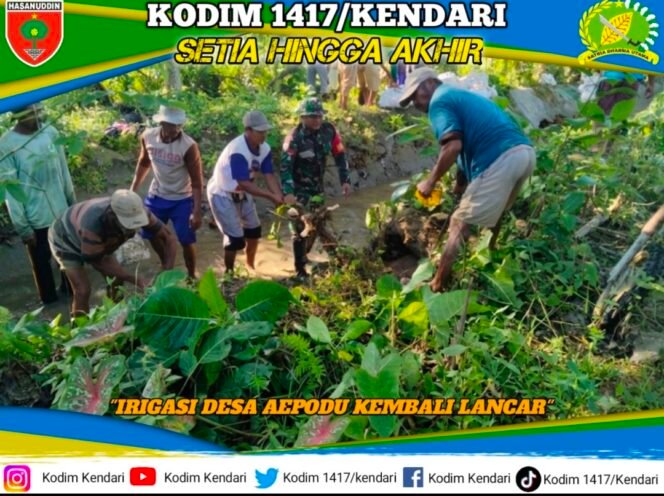 
Prajurit TNI AD Dan Warga Bahu-Membahu Kerja Bakti, Saluran Irigasi Desa Aepodu Kembali Lancar