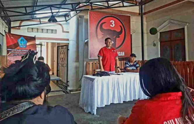 
Anggota DPRD Sulut Piere Makisanti Menggelar Reses Bersama Warga Rumoong Kecamatan Tondano Barat
