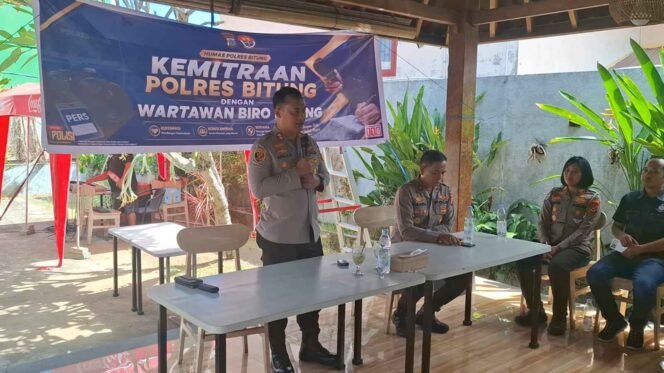 
Kapolres Bitung Tatap Muka dengan Wartawan, Bahas Sinergi Informasi Positif