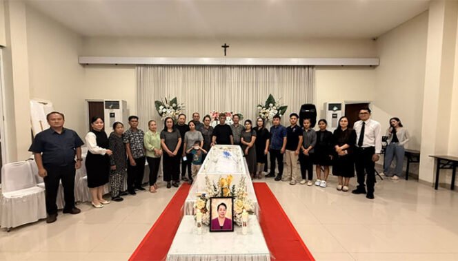 
Gereja Advent Yerusalem Malendeng Manado Berduka Cita Atas Meninggalnya Tante Bibin