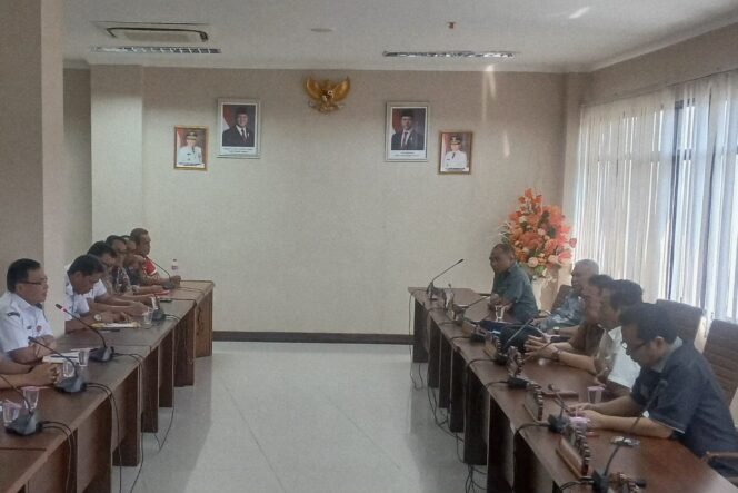 
DPRD Sulut Desak Pemkot Manado dan Pemkab Minahasa Segera Selesaikan  Proyek Normalisasi Sungai Malendeng
