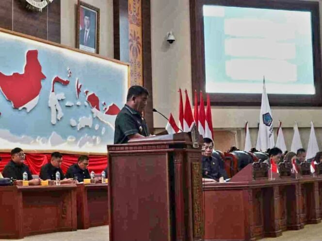 
Gubernur Beberkan Rincian Pendapatan Daerah di Perubahan KUA-PPAS 2026, Naik Rp 3,2 Triliun